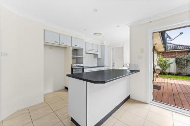 House For Lease - NSW - Raymond Terrace - 2324 - SPACIOUS FAMILY HOME!!  (Image 2)