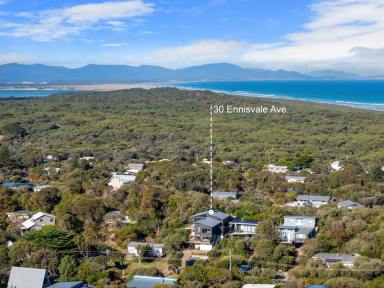 House For Sale - VIC - Sandy Point - 3959 - LUXURY NEW BUILD WITH CORNER INLET VIEWS  (Image 2)
