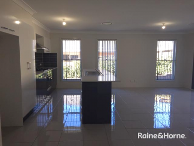 House For Lease - NSW - Renwick - 2575 - Executive Family Home In Renwick Estate  (Image 2)