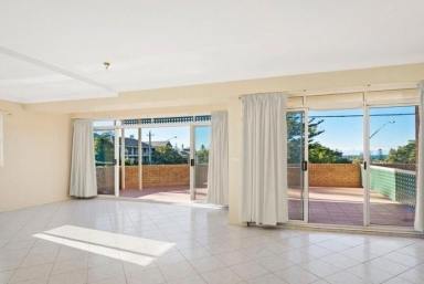Unit For Lease - NSW - Kiama - 2533 - Bright & Breezy 2-Bedroom Unit in the Heart of Kiama  (Image 2)