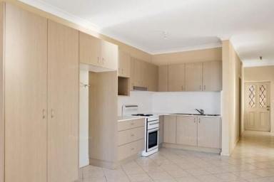 Unit For Lease - NSW - Kiama - 2533 - Bright & Breezy 2-Bedroom Unit in the Heart of Kiama  (Image 2)