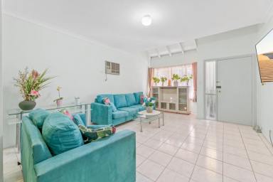 House For Sale - NSW - Mount Druitt - 2770 - Spacious 3-Bedroom Townhouse in Prime Mount Druitt Location Move-In Ready!  (Image 2)