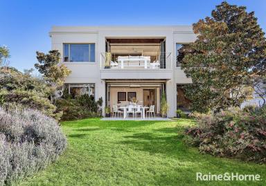House For Sale - NSW - Minnamurra - 2533 - A Sunny North East Facing Waterfront Masterpiece in Minnamurra!!  (Image 2)