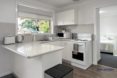 Duplex/Semi-detached For Lease - NSW - Dubbo - 2830 - Two-Bedroom Duplex with Pool - Prime Location Near Orana Mall  (Image 2)