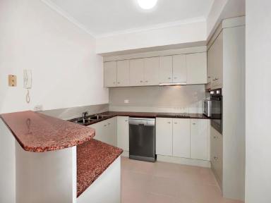 Unit Leased - QLD - Cairns North - 4870 - FANCY CITY FRINGE LIVING  (Image 2)