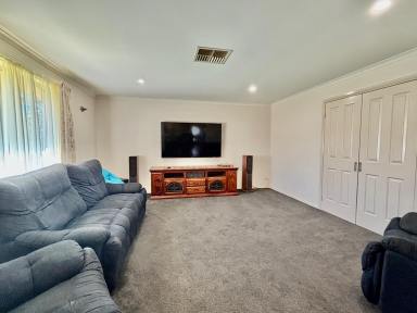 House For Sale - VIC - Mildura - 3500 - Impressive Westside Home  (Image 2)