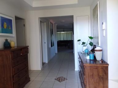 House For Lease - QLD - Cooroy - 4563 - Charming Home with amazing Views  (Image 2)