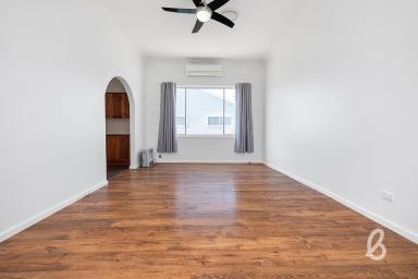 House For Sale - NSW - Singleton - 2330 - Prime location with plenty of potential  (Image 2)