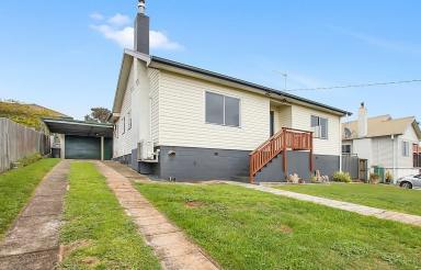 House For Sale - TAS - Hillcrest - 7320 - Harmonious Hillcrest  (Image 2)