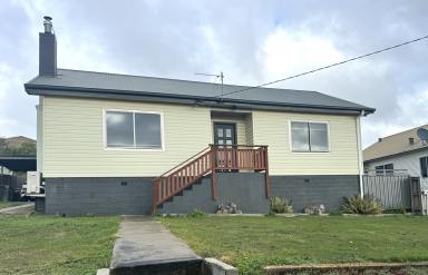 House For Sale - TAS - Hillcrest - 7320 - Harmonious Hillcrest  (Image 2)
