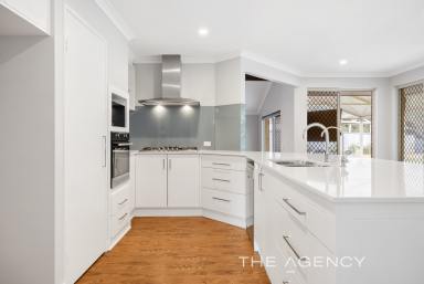 House For Sale - WA - Wilson - 6107 - Tranquil Family Living on the Edge of Nature  (Image 2)