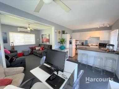 Townhouse For Sale - QLD - Scarness - 4655 - THIS IS YOUR NEW HOME!  (Image 2)