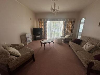 House For Lease - NSW - Glen Innes - 2370 - Fully Furnished 3 Bedroom Home  (Image 2)