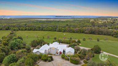 Acreage/Semi-rural For Sale - VIC - Bittern - 3918 - Peace, Privacy & Outstanding Bay Views  (Image 2)