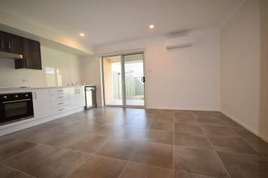 Duplex/Semi-detached For Lease - NSW - Nowra - 2541 - MODERN TWO BEDROOM DUPLEX  (Image 2)