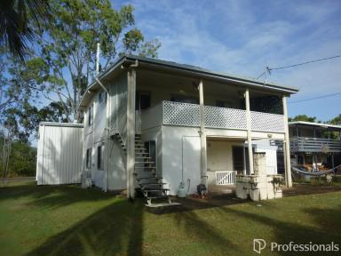 House For Sale - QLD - Seaforth - 4741 - Living Near Sand & Sea!  (Image 2)