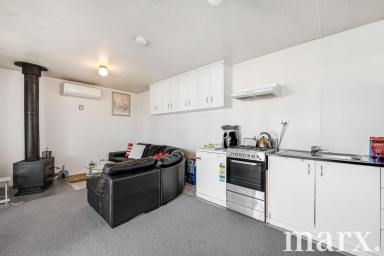 House For Sale - SA - Sedan - 5353 - Off-Grid Lifestyle with Endless Potential  (Image 2)