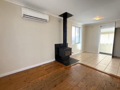 House For Lease - NSW - Cooma - 2630 - 7 Ernest Phillips Ave, Cooma  (Image 2)