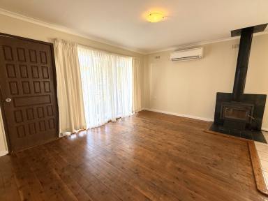 House For Lease - NSW - Cooma - 2630 - 7 Ernest Phillips Ave, Cooma  (Image 2)