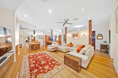 House For Sale - QLD - Tin Can Bay - 4580 - A Residence of Rare Distinction on Tin Can Bay's Foreshore  (Image 2)