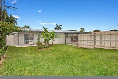 Duplex/Semi-detached For Sale - QLD - Edmonton - 4869 - FULL DUPLEX.......$970 RENT, NO BODY CORP  (Image 2)