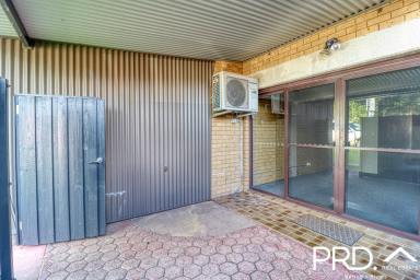 House For Lease - NSW - Kyogle - 2474 - Tidy and Conveniently Located Unit in the Heart of Kyogle  (Image 2)