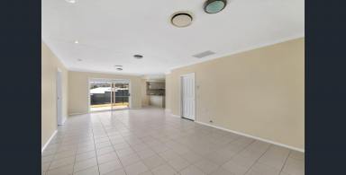 Villa For Lease - NSW - Tamworth - 2340 - MODERN LIVING NORTH TAMWORTH "THE MEADOWS"  (Image 2)