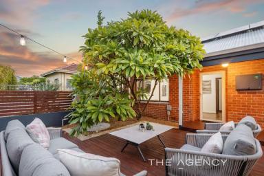 House For Sale - WA - Innaloo - 6018 - SIMPLY GORGEOUS!  (Image 2)