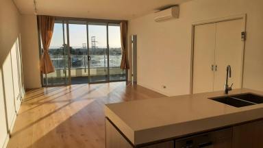 Apartment For Lease - NSW - Carlingford - 2118 - 1 bedroom + Bedroom-Sized Air-conditioned Study with Sliding Door  (Image 2)
