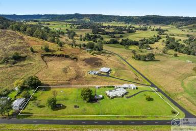 House For Sale - NSW - Goolmangar - 2480 - MODERN COMFORT WITH PLENTY OF STORAGE  (Image 2)