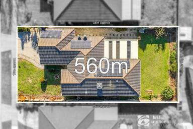 House For Sale - VIC - Narre Warren South - 3805 - RIPPER LOCATION – FAMILY GEM IN NARRE WARREN SOUTH!  (Image 2)