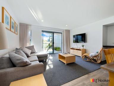 Unit For Sale - NSW - Batehaven - 2536 - Fancy yourself owning a holiday apartment in a 4.5 Star Resort? Ground Floor unit. (Image 2)
