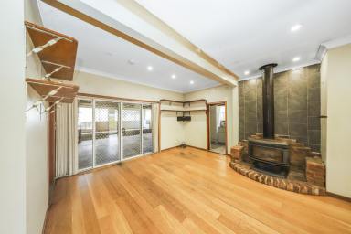 House For Sale - NSW - Tumut - 2720 - For Sale - Tumut  (Image 2)