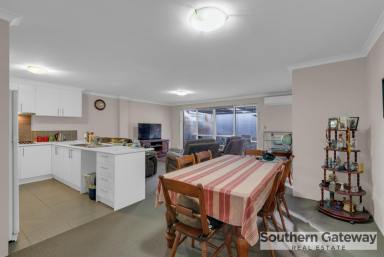 House For Sale - WA - Kwinana Town Centre - 6167 - EASY LIVING IN THE HEART OF KWINANA  (Image 2)