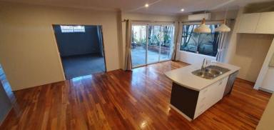 House For Lease - WA - Bayswater - 6053 - Charming Home with Flexible Layout  (Image 2)