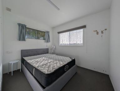 Unit For Sale - VIC - Kerang - 3579 - Appealing 2-Bedroom Cabin – Kerang Holiday Park  (Image 2)