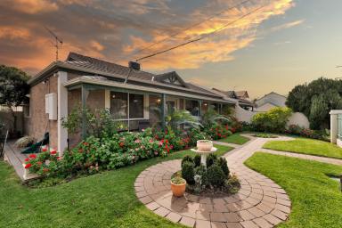 House For Sale - VIC - Mildura - 3500 - Blue chip!  (Image 2)
