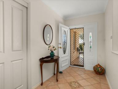 House For Sale - NSW - Old Bar - 2430 - IMMACULATE FAMILY HOME IN PEACEFUL PARKSIDE POSITION  (Image 2)