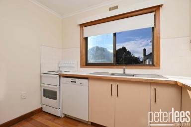 House For Sale - TAS - Exeter - 7275 - Cozy Exeter Home with Spacious Backyard  (Image 2)