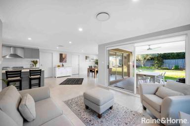 House For Sale - NSW - Vincentia - 2540 - Bay side living on Bow St  (Image 2)