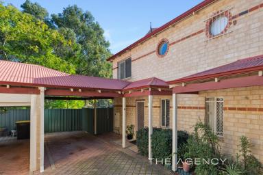 Unit For Sale - WA - Woodbridge - 6056 - Move-In Ready and Totally Fabulous!  (Image 2)