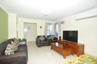 House Leased - NSW - Glendenning - 2761 - Easy care, well located family house  (Image 2)