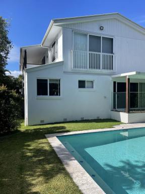 House For Sale - QLD - Tewantin - 4565 - Privacy, Space & Charm in Old Tewantin  (Image 2)