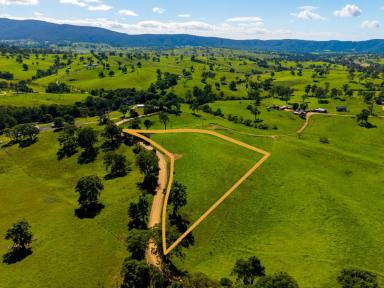 Residential Block For Sale - NSW - Bega - 2550 - 5 ACRE BLANK CANVAS  (Image 2)