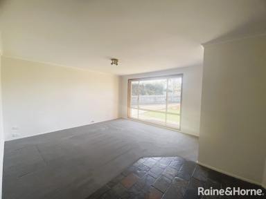 House For Lease - NSW - North Nowra - 2541 - Ideally Located with Mountain Views  (Image 2)