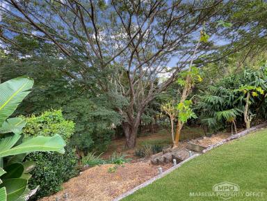 House For Sale - QLD - Mareeba - 4880 - RIVERFRONT CHARM WITH DUAL LIVING POTENTIAL  (Image 2)