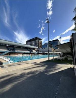 Retail For Lease - QLD - Fortitude Valley - 4006 - Food Truck/kitchen for Lease High Foot Traffic Fortitude Valley Whitlam street Location  (Image 2)