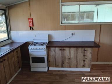 Unit For Lease - QLD - Nanango - 4615 - 1 Bedroom Unit  (Image 2)