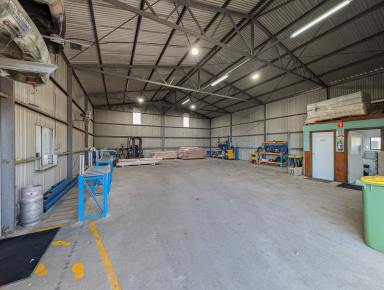 Industrial/Warehouse For Sale - VIC - Kerang - 3579 - Modern Commercial Building in Excellent Location – New Industrial Area  (Image 2)
