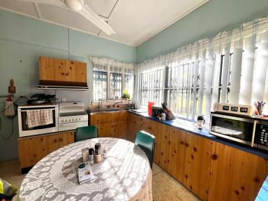 House For Sale - NSW - Kyogle - 2474 - Spacious 3-Bedroom Home with Sleepout on 758.8 m² Corner Block in Kyogle  (Image 2)